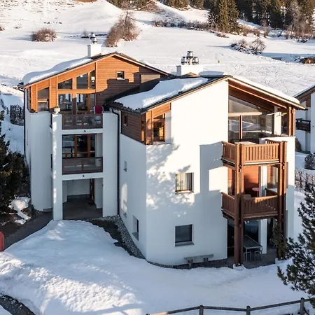 Casa Collina 5i-02 Apartment Flims